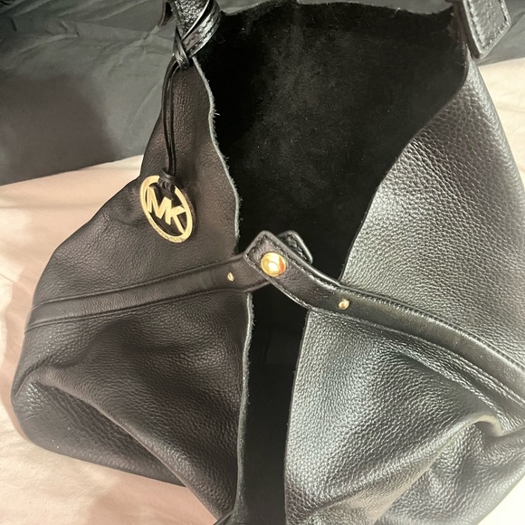 Michael Kors  Colgate bag . New with tag ( Gift idea ) - Picture 6 of 9